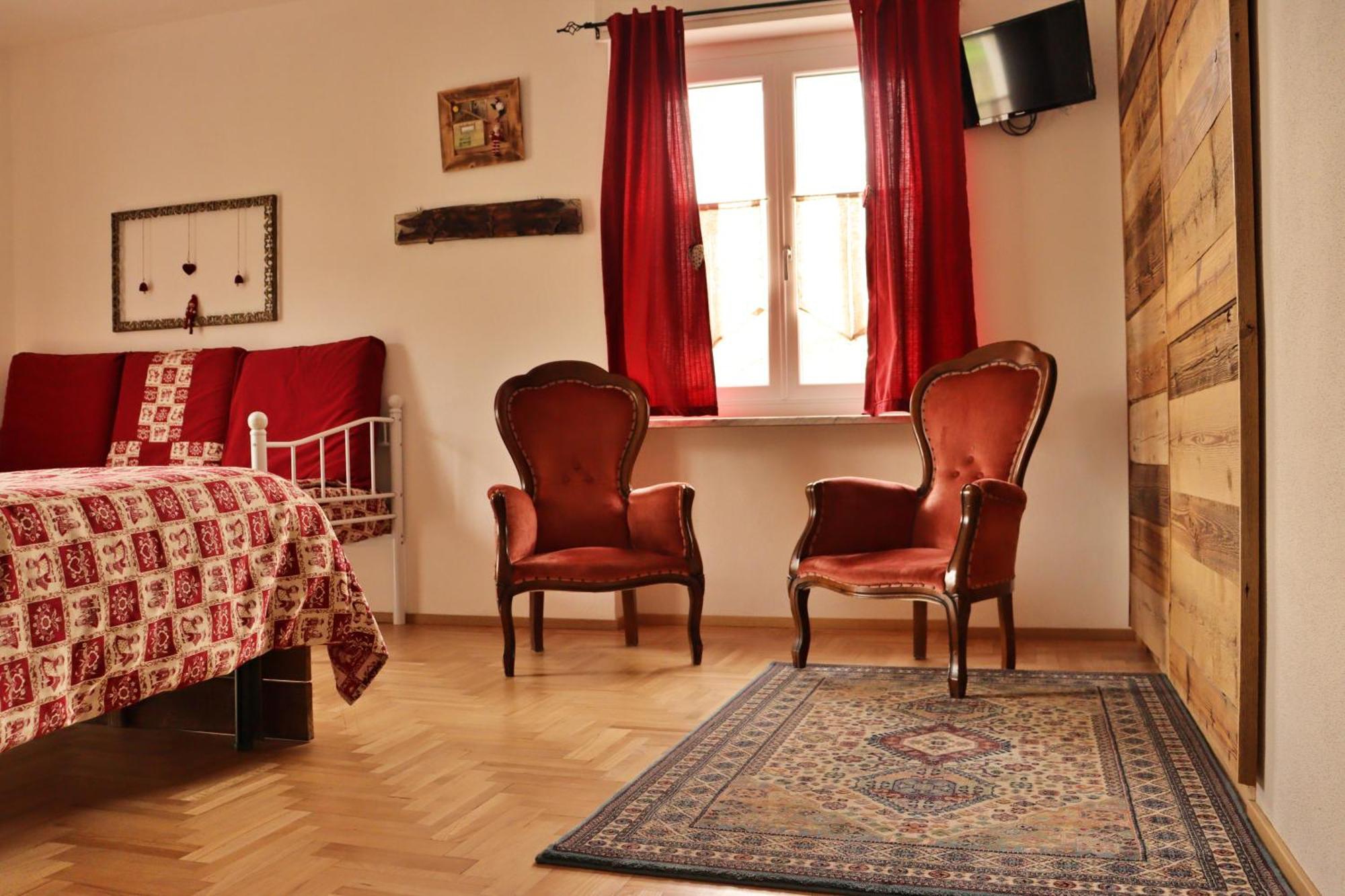 Lo Barbaboc Aparthotel Charvensod Exterior foto